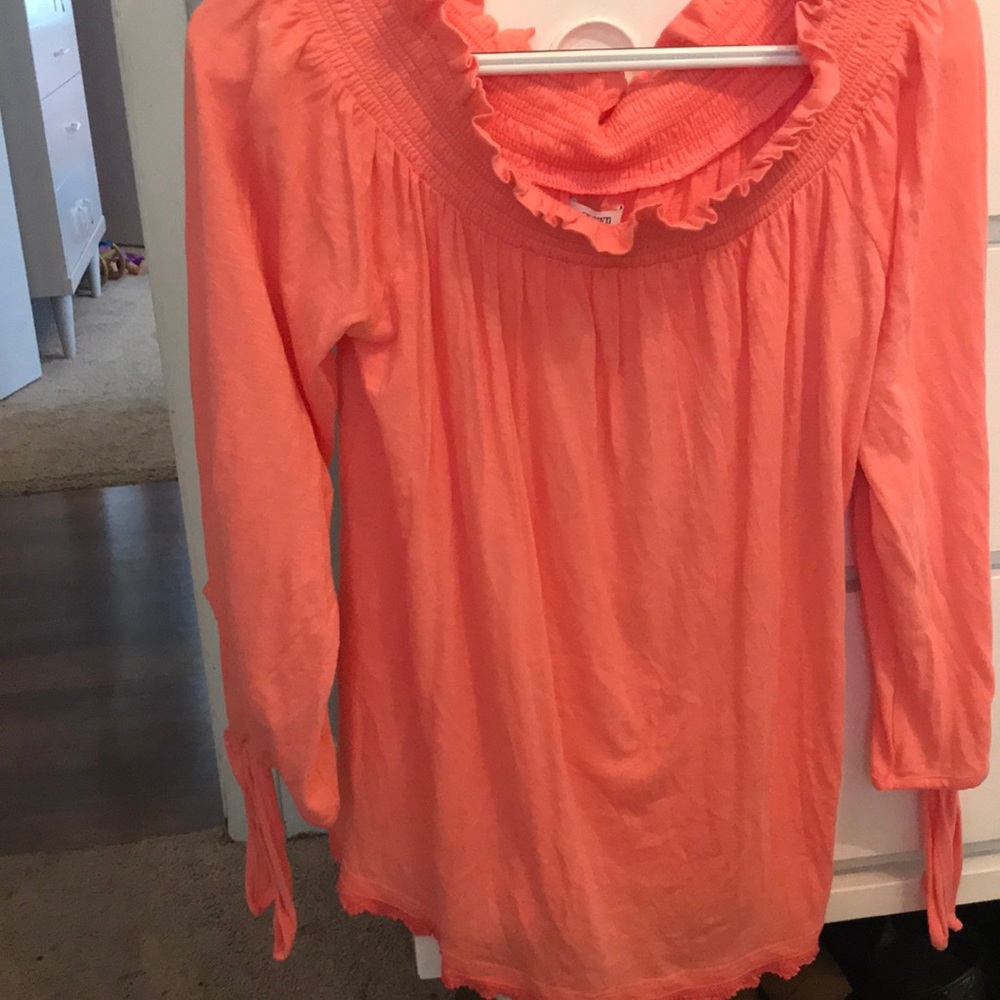 Crown and Ivy off the shoulder top